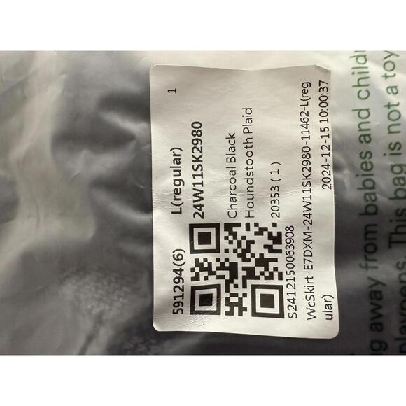 NWT Halara High Waisted 2-in-1 Houndstooth Plaid Mini Skirt Charcoal Black L - Picture 13 of 13